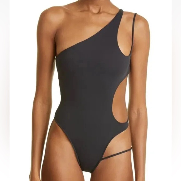LaQuan Smith Other - New LAQUAN SMITH One-Shoulder Cutout One-Piece Swimsuit Size XS
